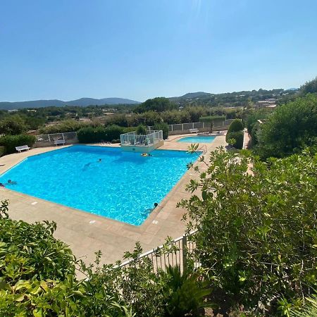Mazet dans résidence avec piscine au cœur du golfe de Saint-Tropez Cogolin Exterior foto