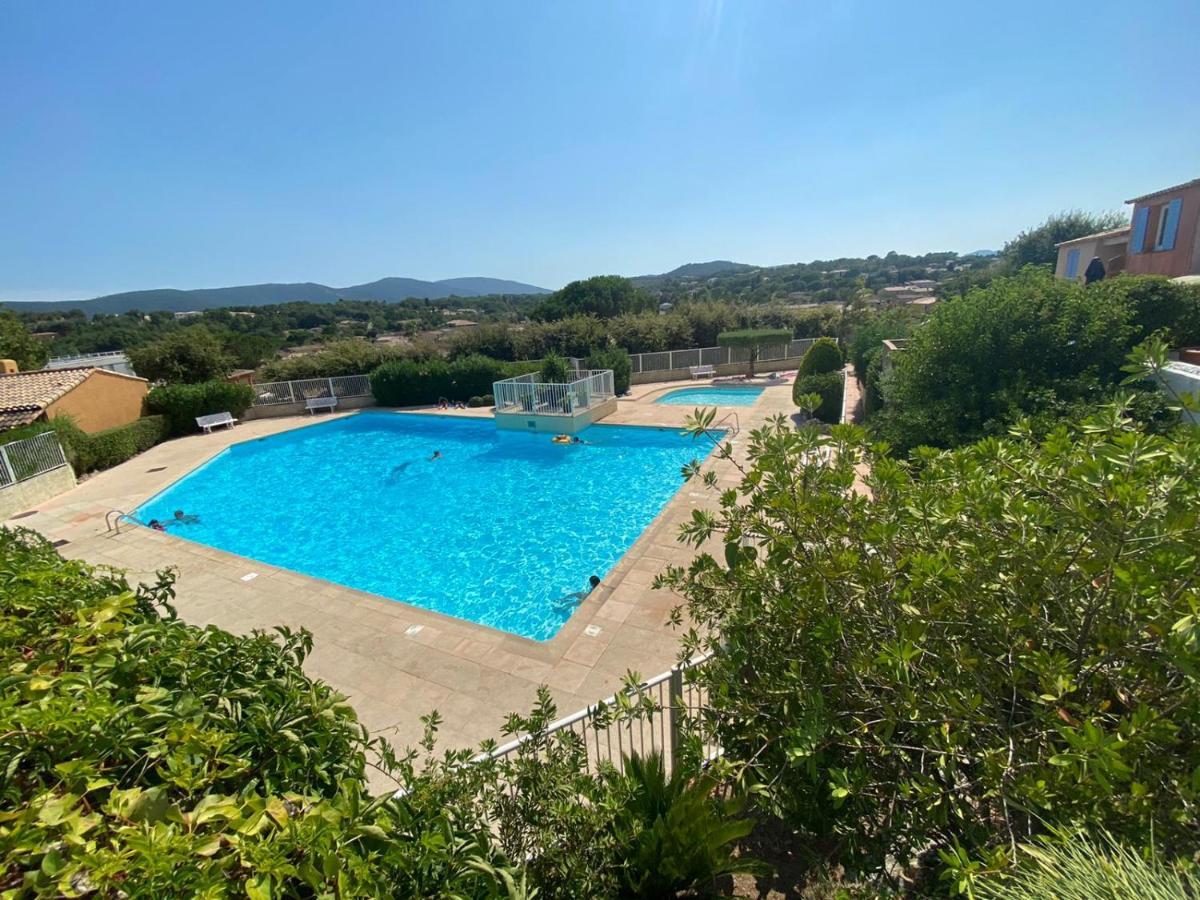Mazet dans résidence avec piscine au cœur du golfe de Saint-Tropez Cogolin Exterior foto